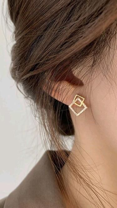 Earring2 earring